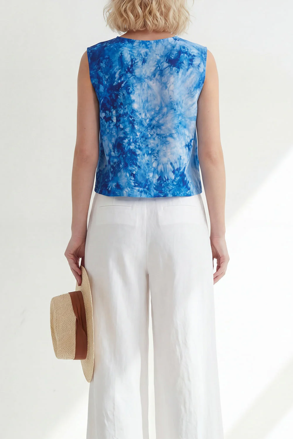 2 Piece Blue Printed Round Neck Sleeveless Women Suits - Image 4