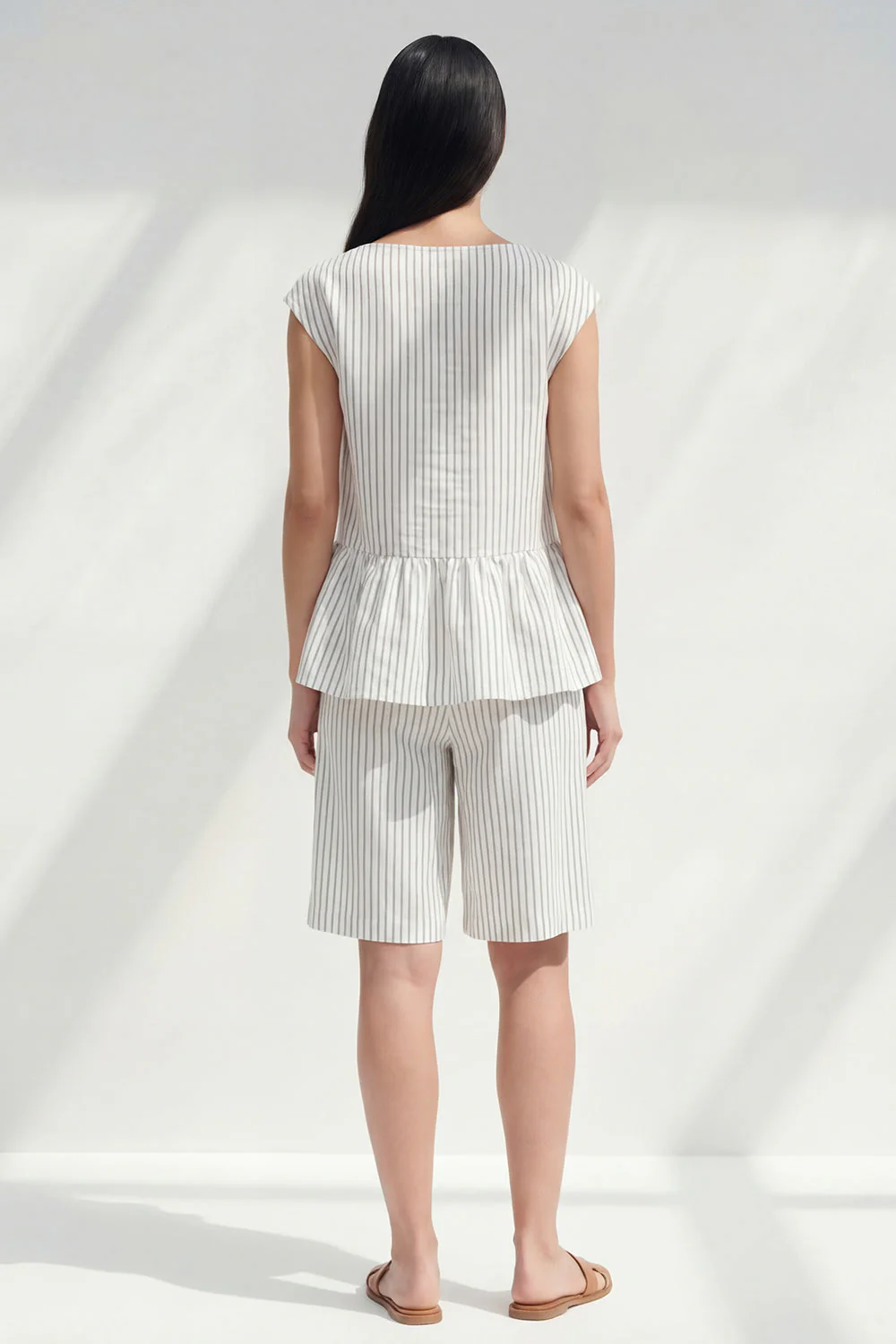 2 Piece White Boat Neck Ruffled Striped Women's Suits with Pockets - Image 2