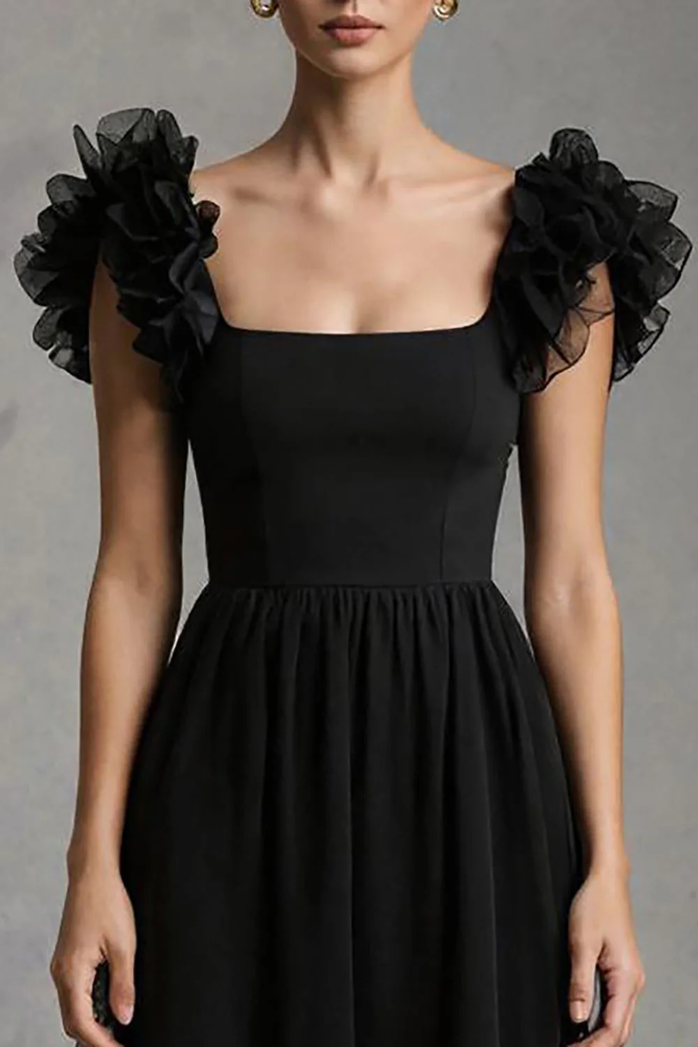 Black A Line Square Neck Maxi Formal Dress with Ruffles - Image 3