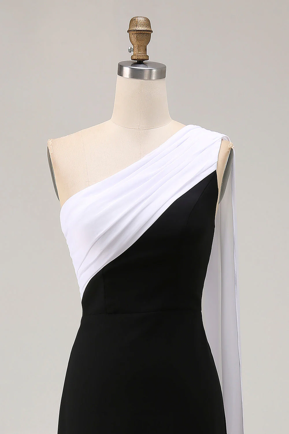 Black and White One Shoulder Sheath Long Formal Dress with Streamer - Image 7