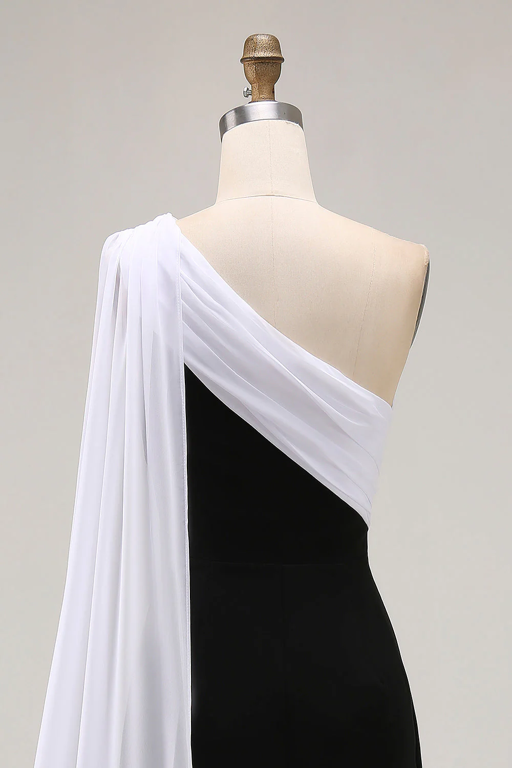 Black and White One Shoulder Sheath Long Formal Dress with Streamer - Image 8