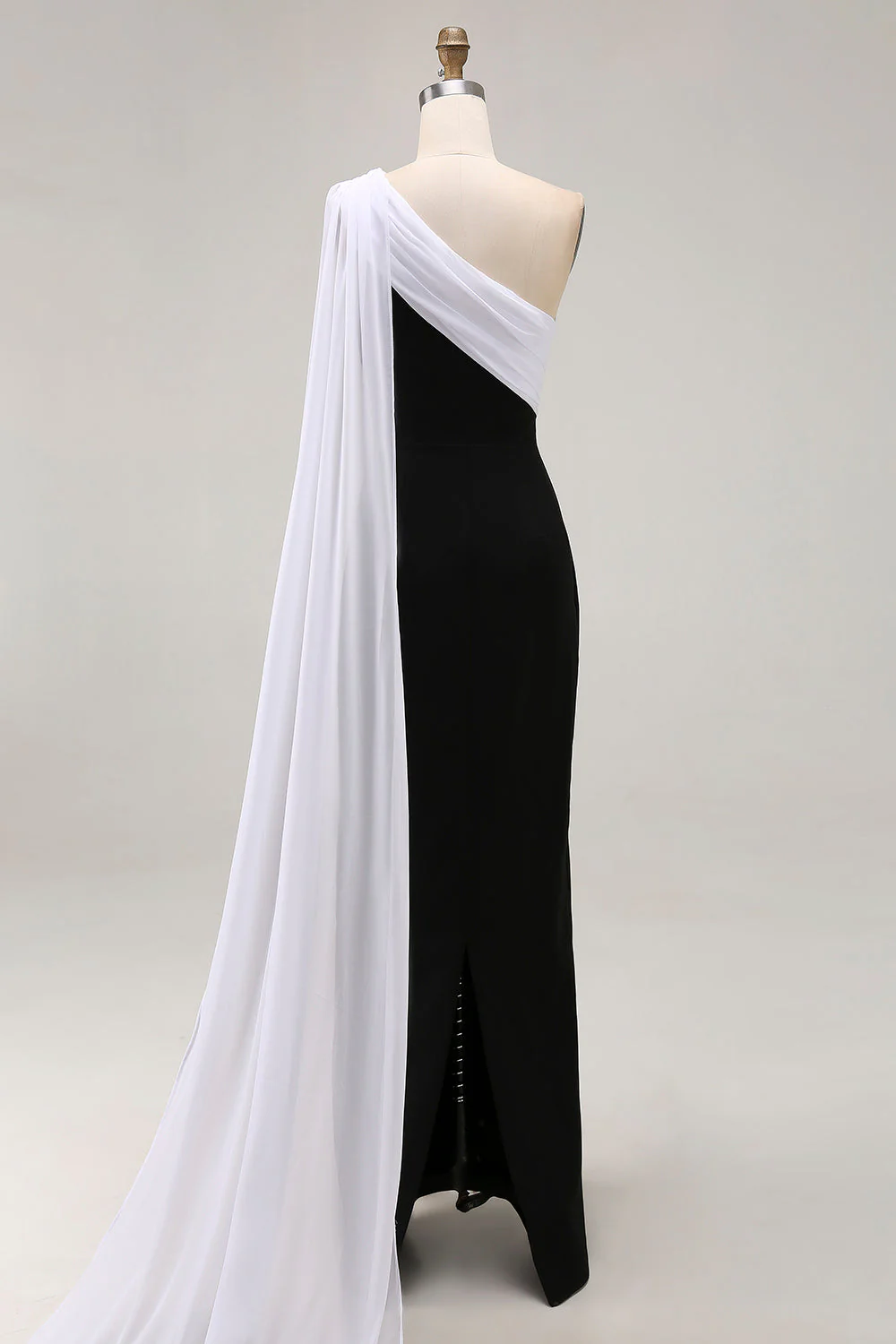 Black and White One Shoulder Sheath Plus Size Long Evening Dress with Streamer - Image 6