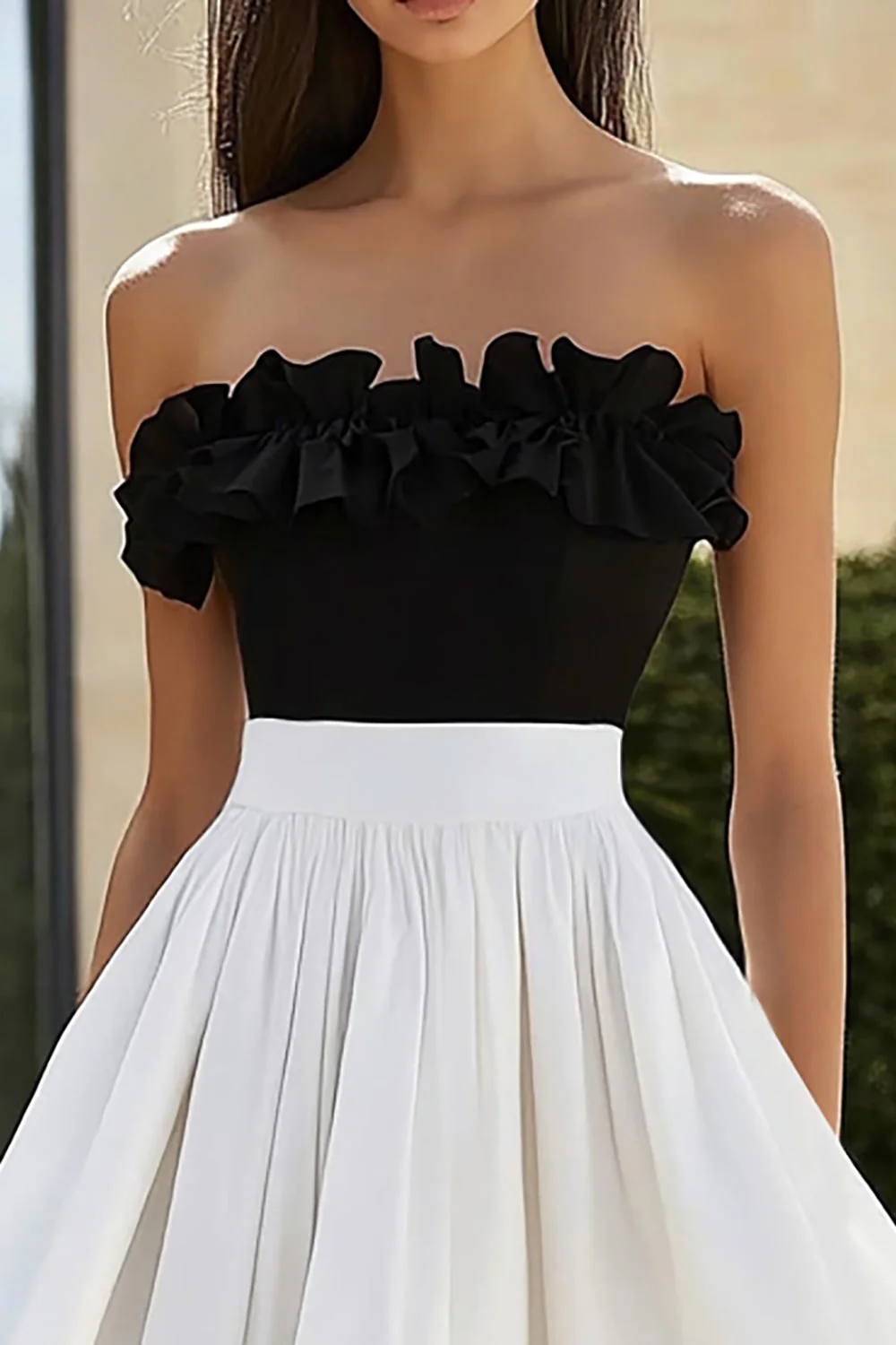 Black and White Ruffled Strapless Long Evening Dress - Image 2