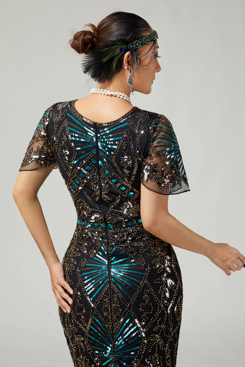 Black Blue Sequin Bodycon Fringed 1920s Dress with with 5-Piece Accessories Set - Image 5