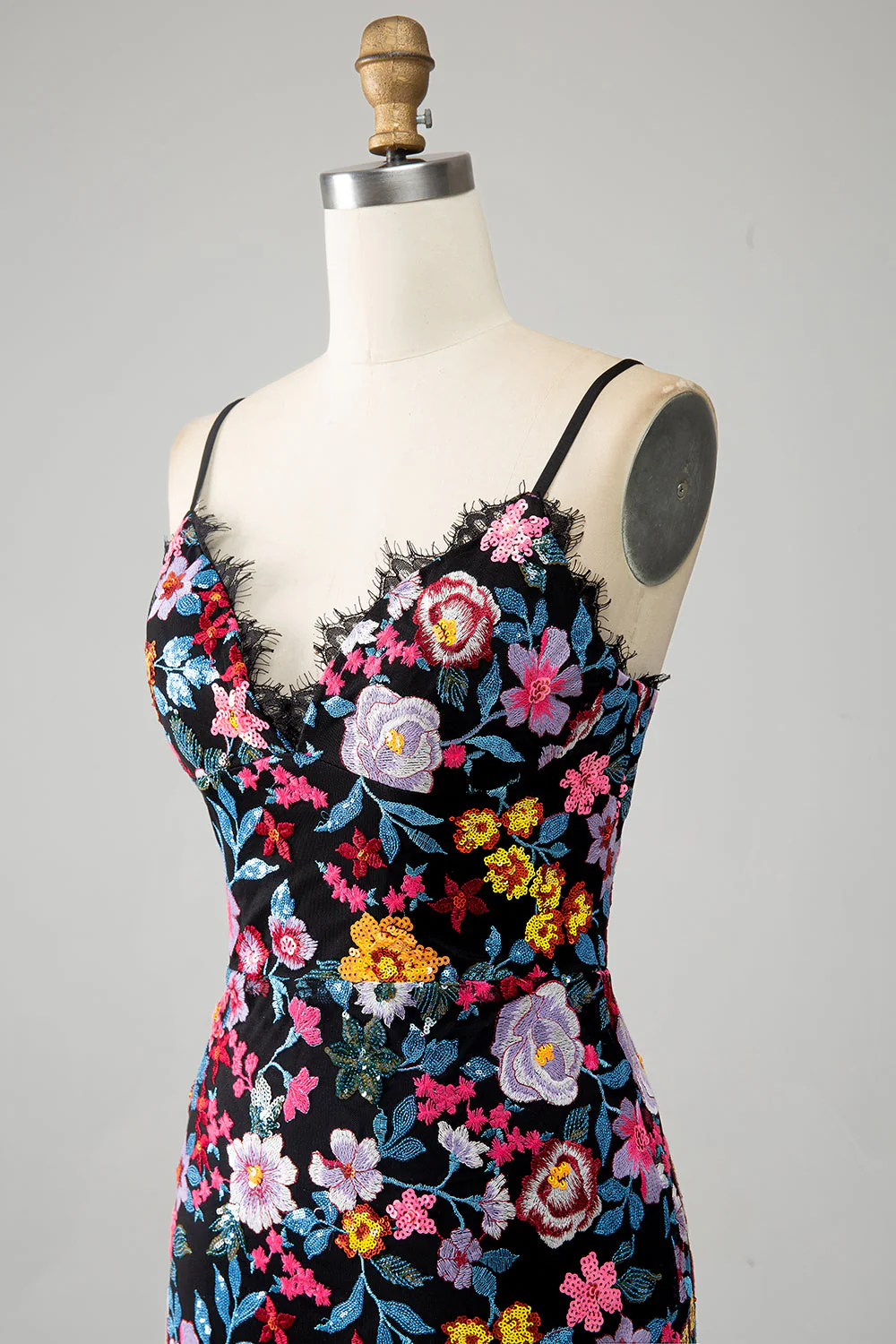 Black Floral Mermaid Spaghetti Straps Long Prom Dress With Embroidery - Image 6