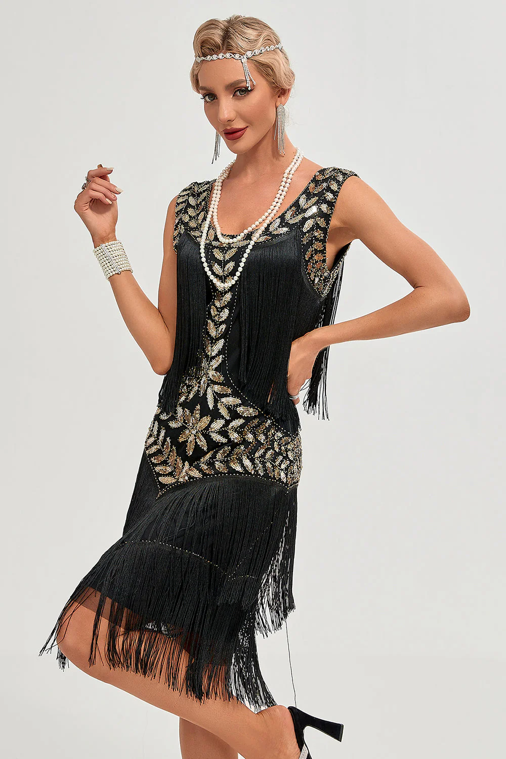 Plus Size Champagne Gatsby 1920s Flapper Dress with Sequins and Fringes - Image 21