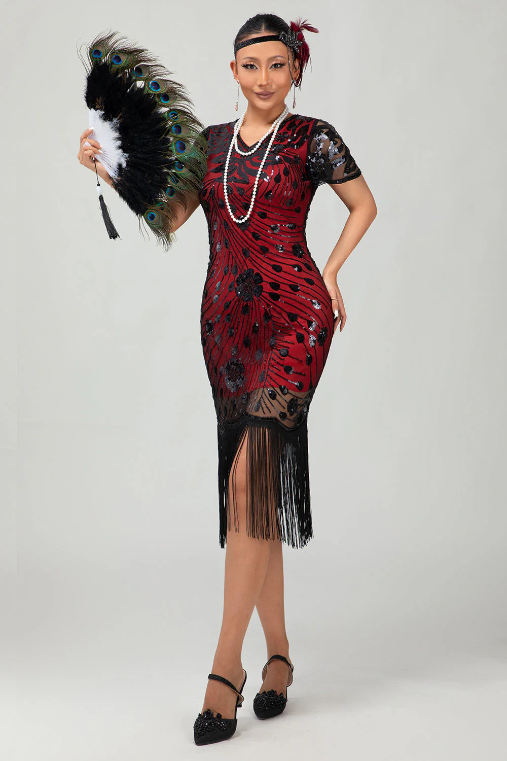 Black Golden Gatsby Sequin 1920s Dress With Fringes - Image 22