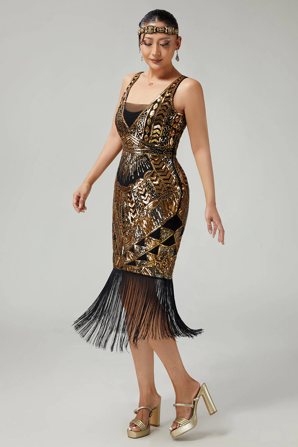Black Golden Sequin Bodycon Fringed 1920s Dress With 5-Piece Accessories Set - Image 6
