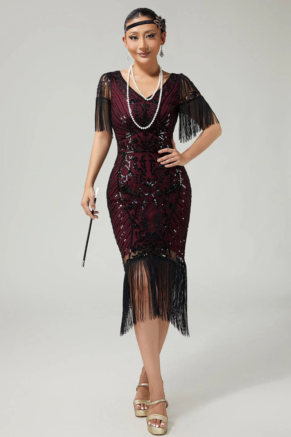 Black Golden V-Neck 1920s Dress With Sequins and Fringes - Image 10