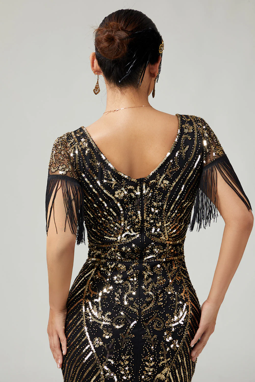 Black Golden V-Neck 1920s Dress With Sequins and Fringes - Image 6