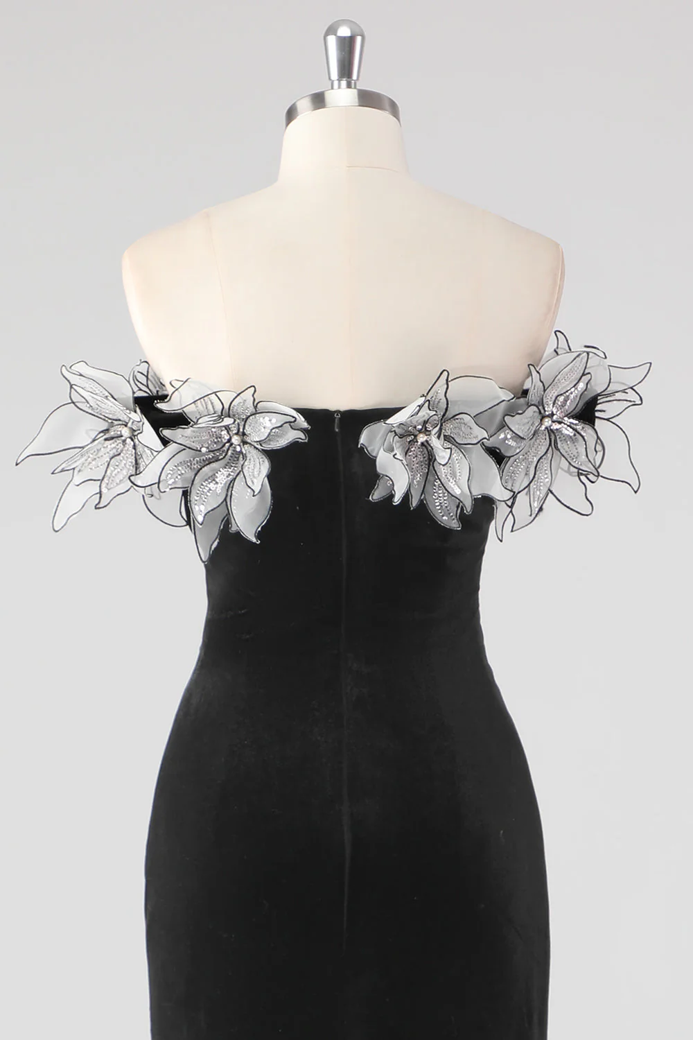 Black Mermaid Strapless Pleated Formal Dress With 3D Flowers - Image 5
