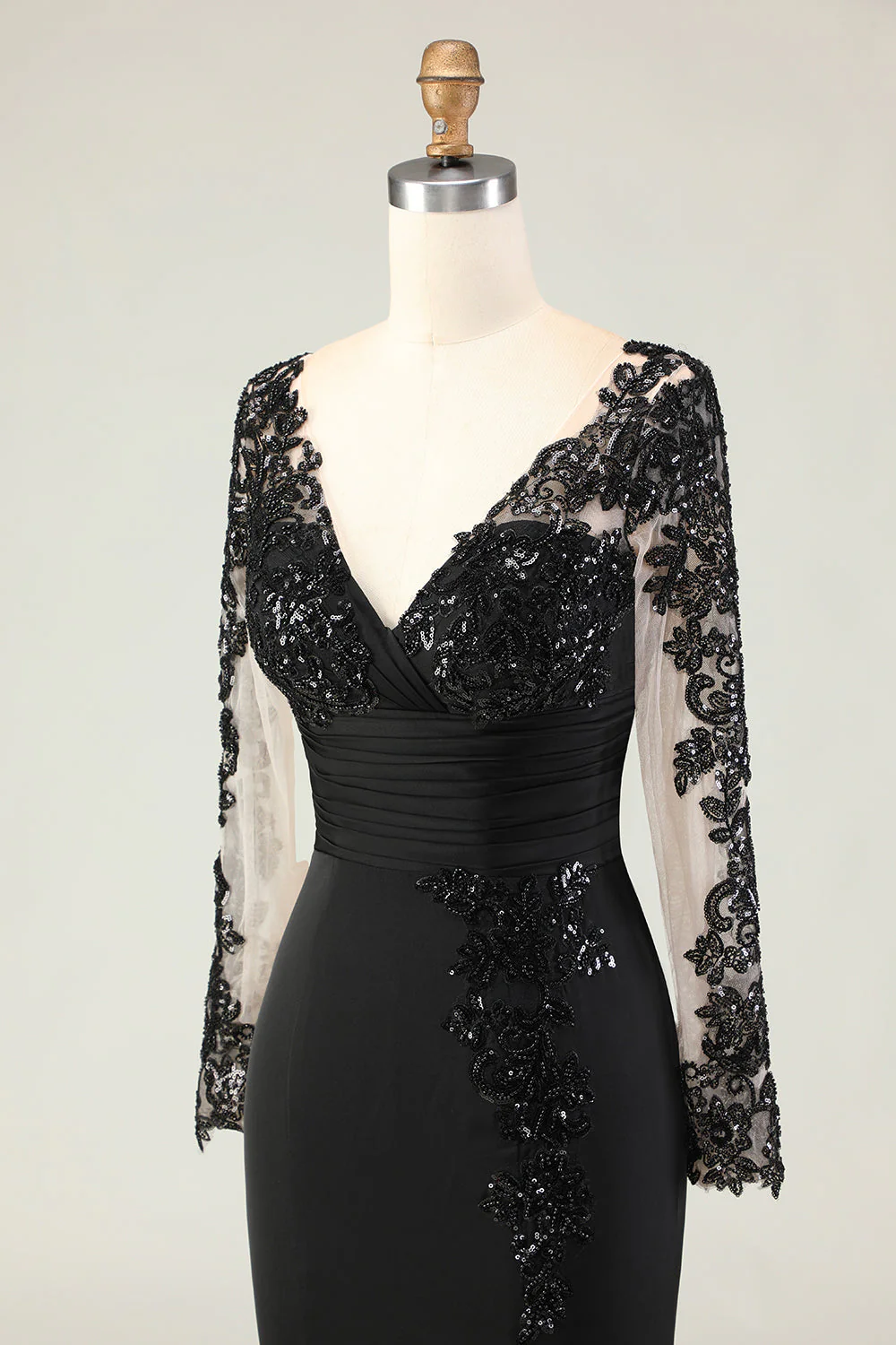 Black Mermaid V-Neck Long Mother of the Bride Dress with Lace Appliques - Image 8
