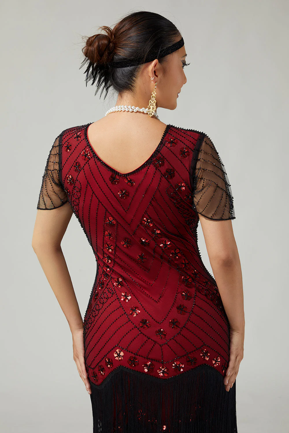 Black Red Fringed Bodycon Beaded 1920s Dress With 5-Piece Accessories Set - Image 5