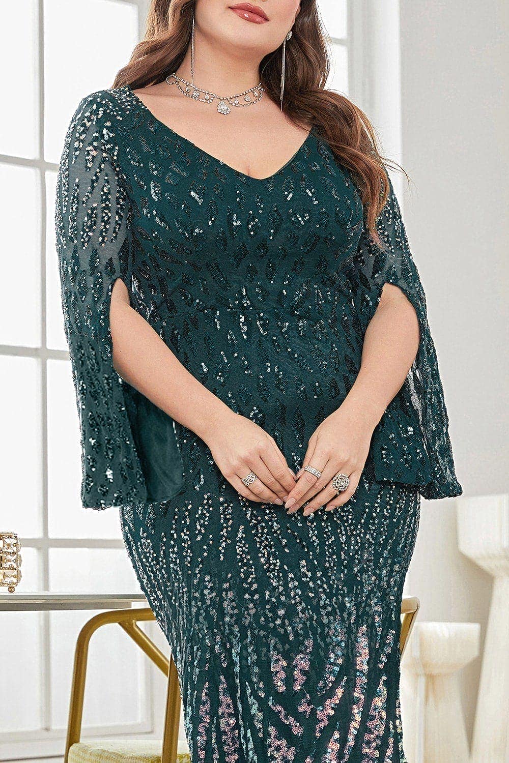 Black Sequin V-Neck Plus Size Mother of the Bride Dress - Image 22