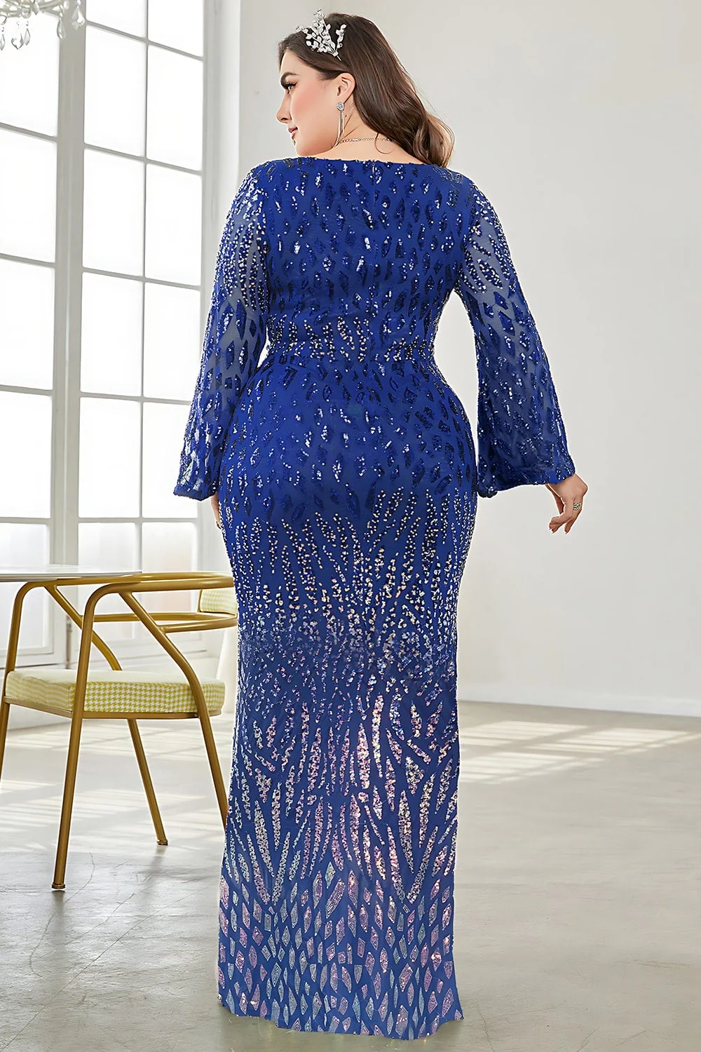 Black Sequin V-Neck Plus Size Mother of the Bride Dress - Image 32
