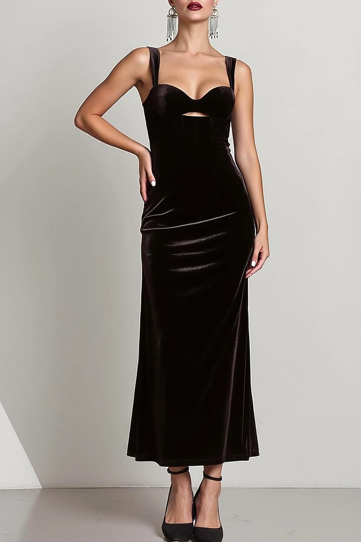 Black Velvet Sheath Keyhole Long Formal Dress with Slit - Image 3