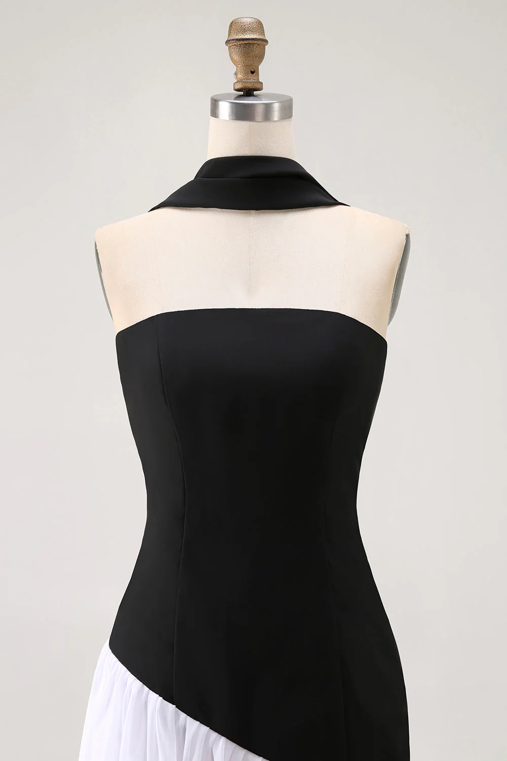 Black White A-Line Strapless Formal Dress With Halter Scarf - Image 4