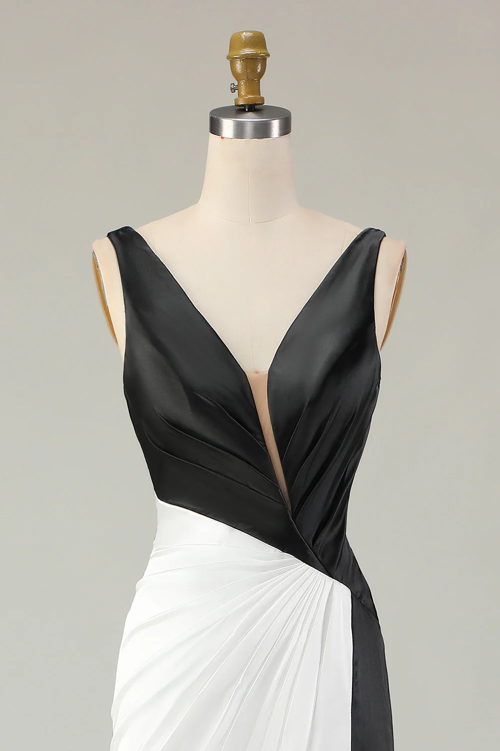 Black and White Mermaid Deep V Neck Long Gala Dress - Image 6