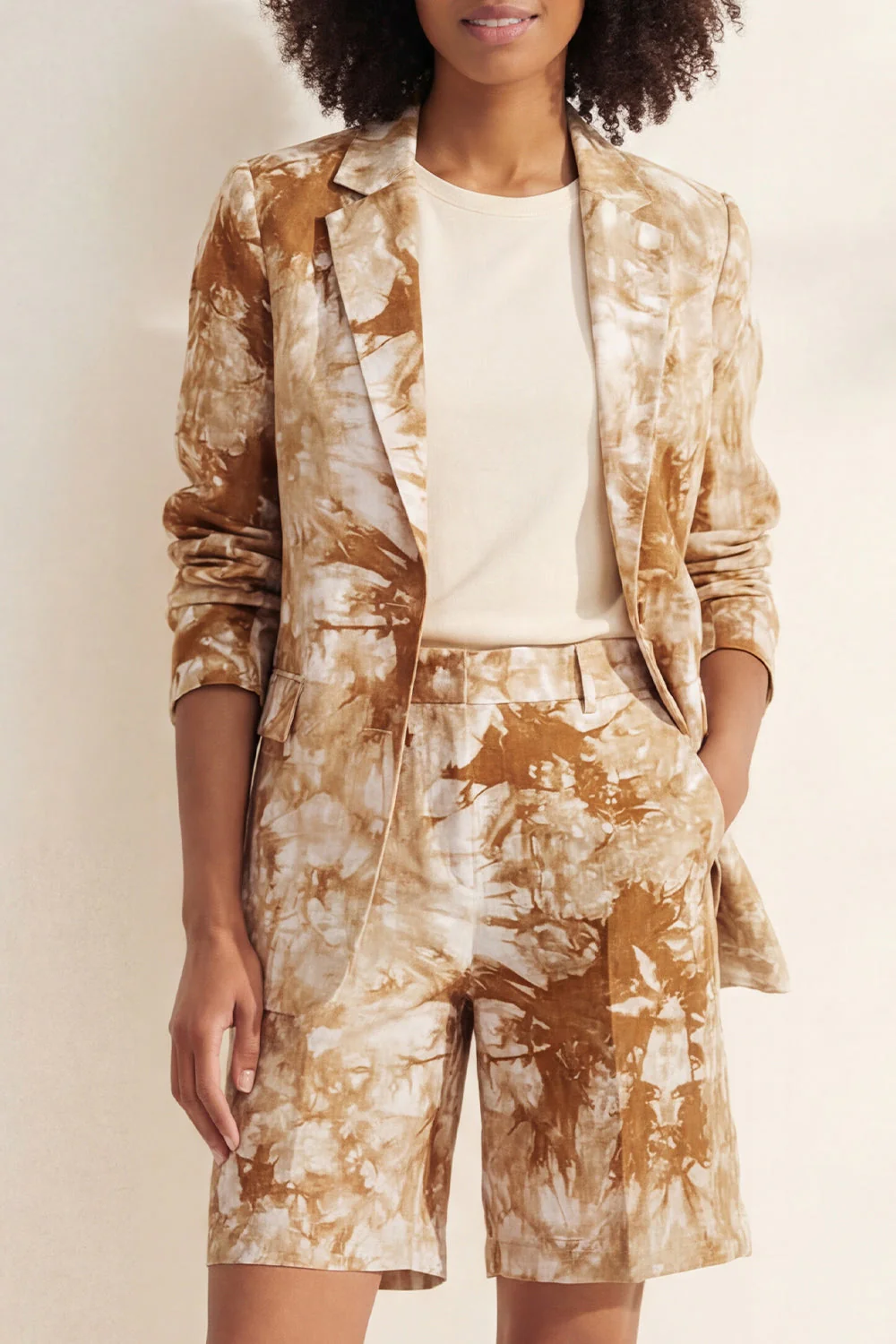 Blue Notched Lapel Single Breasted Printed Women Suit - Image 11