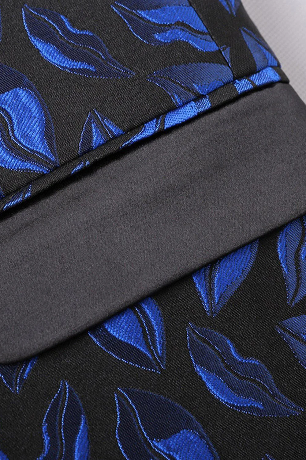Blue Printed Notched Lapel Men's Blazer - Image 5