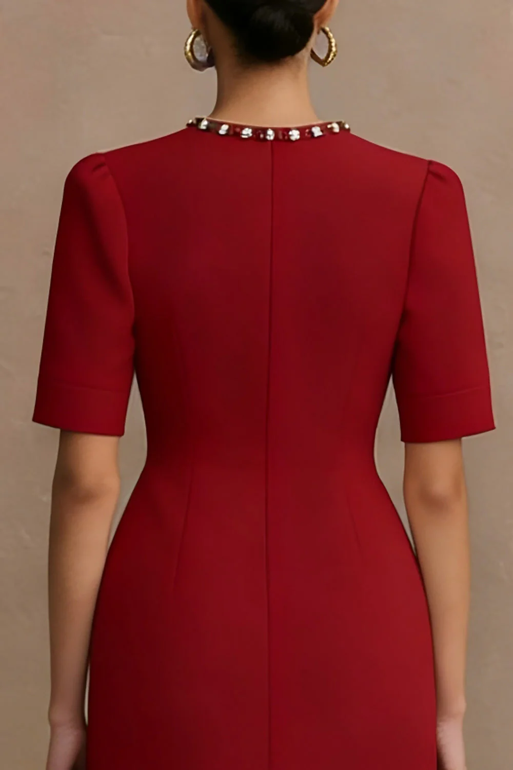 Bodycon Ivory Round Neck Short Work Dress with Pockets - Image 8