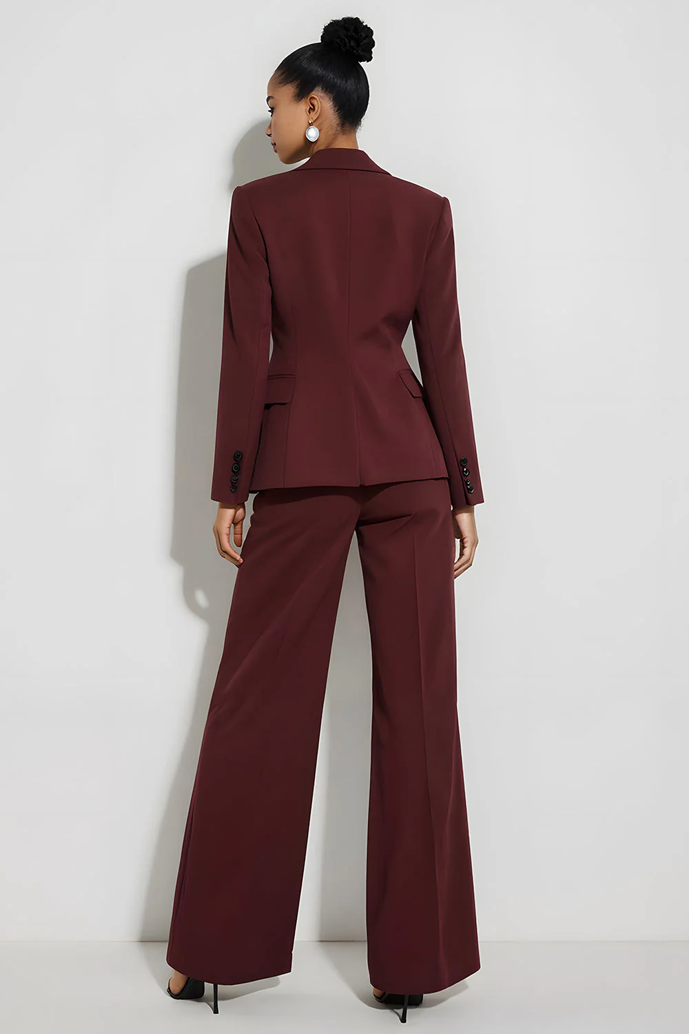 Burgundy 2 Piece Peak Lapel Single Breasted Business Suits - Image 2