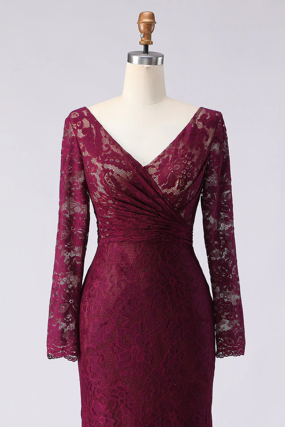 Cabernet Lace Mermaid V-Neck Appliqued Long Mother of the Bride Dress - Image 4