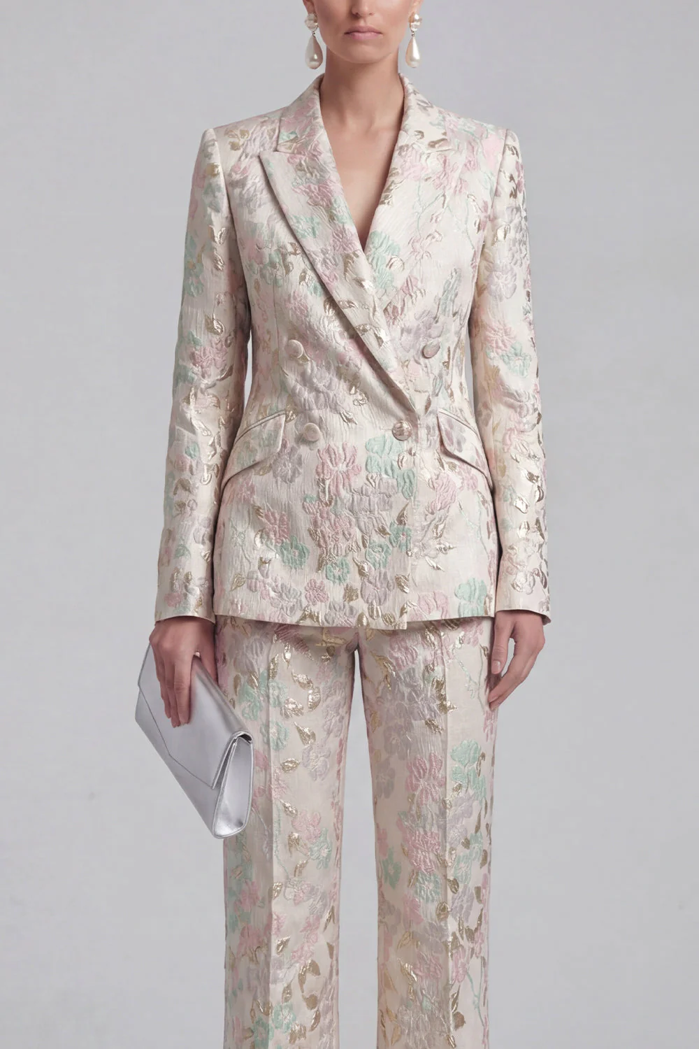 Champagne 2 Piece Floral Peak Lapel Double Breasted Prom Suits - Image 3