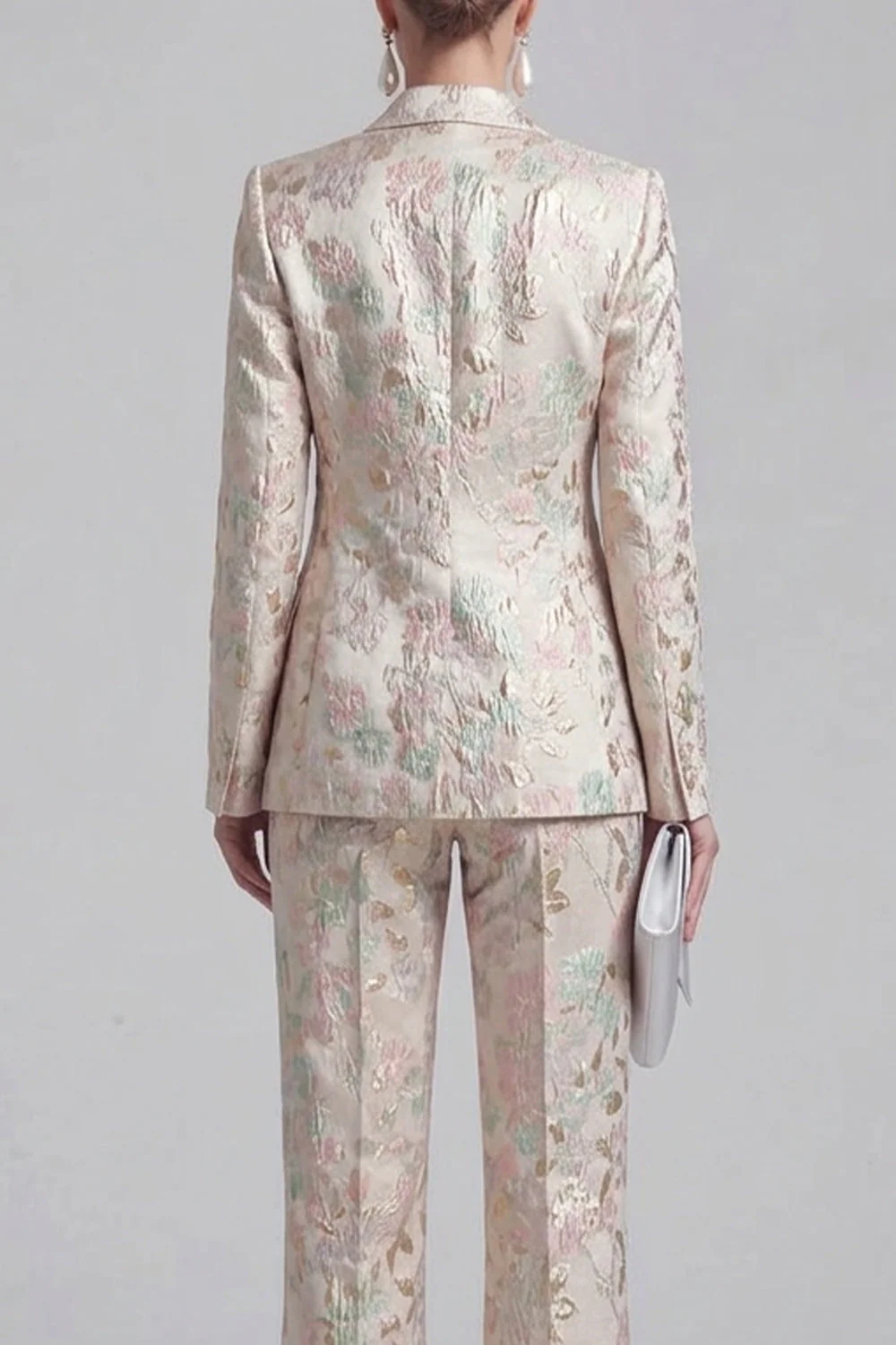 Champagne 2 Piece Floral Peak Lapel Double Breasted Prom Suits - Image 4