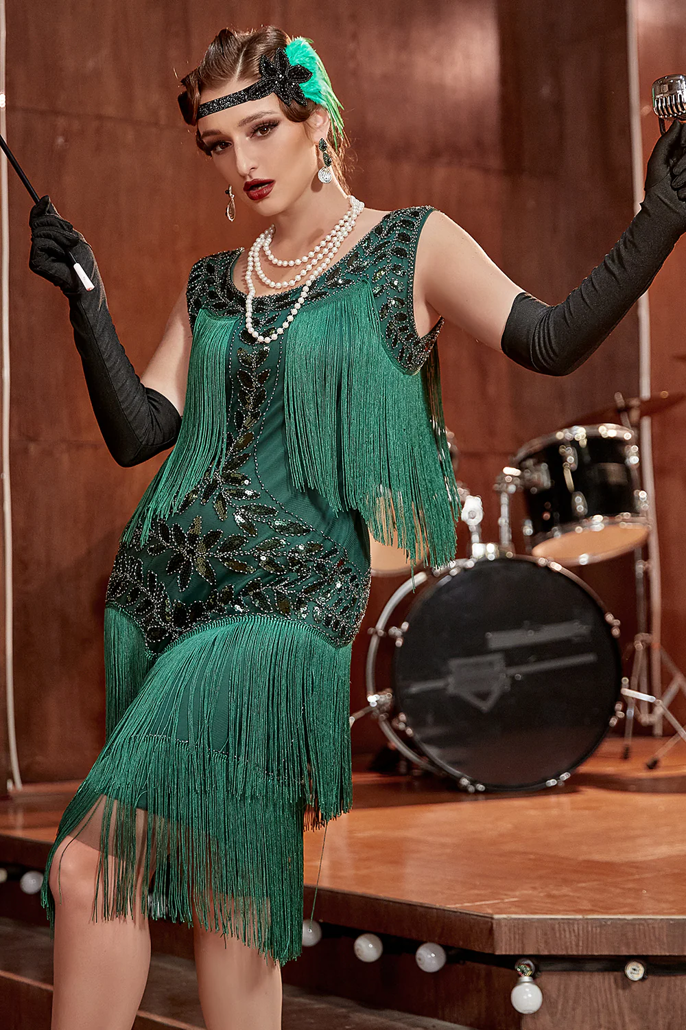 Champagne Gatsby 1920s Dress with Sequins and Fringes - Image 9