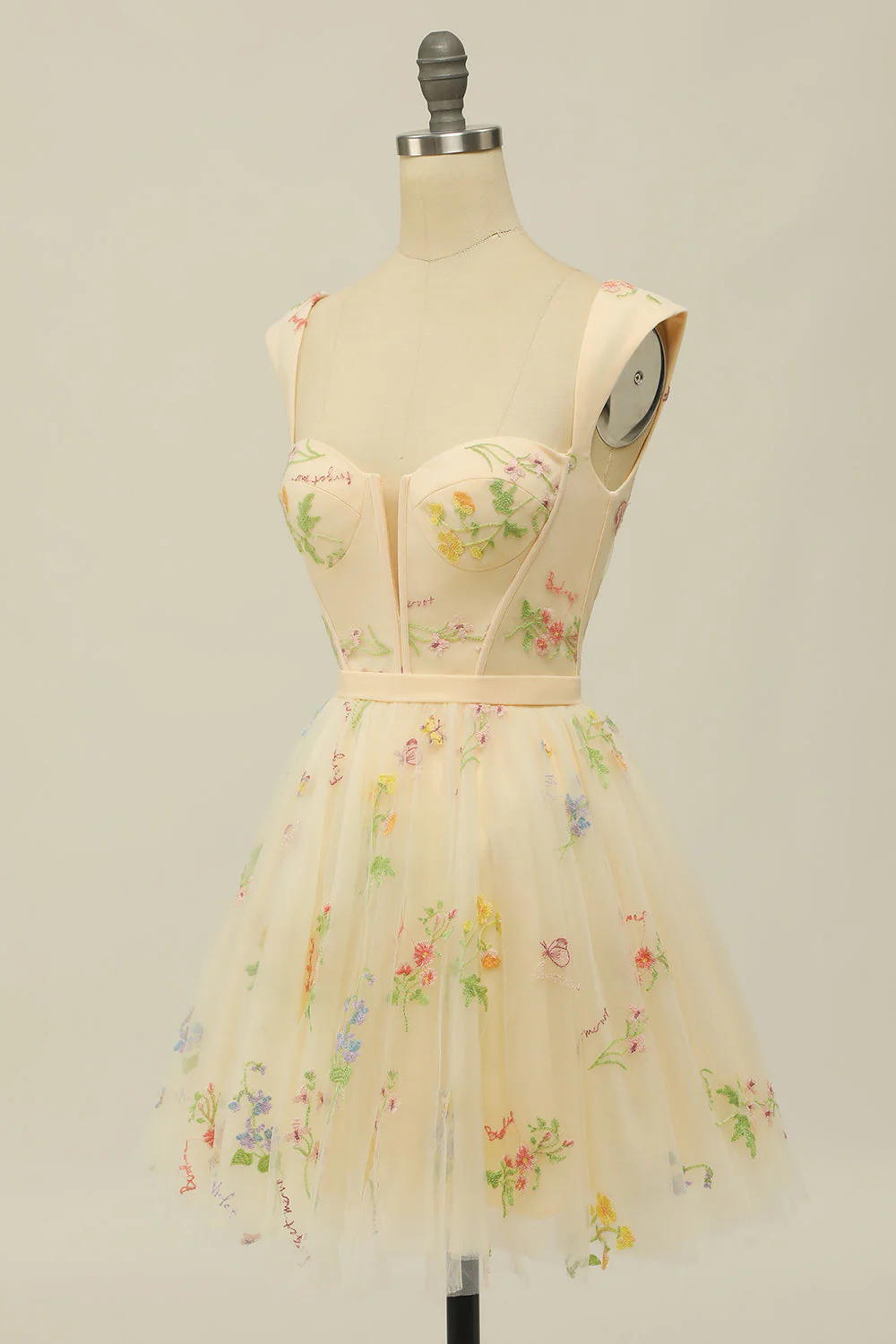 Sweetheart Champagne Cute Short Prom Dress - Image 3