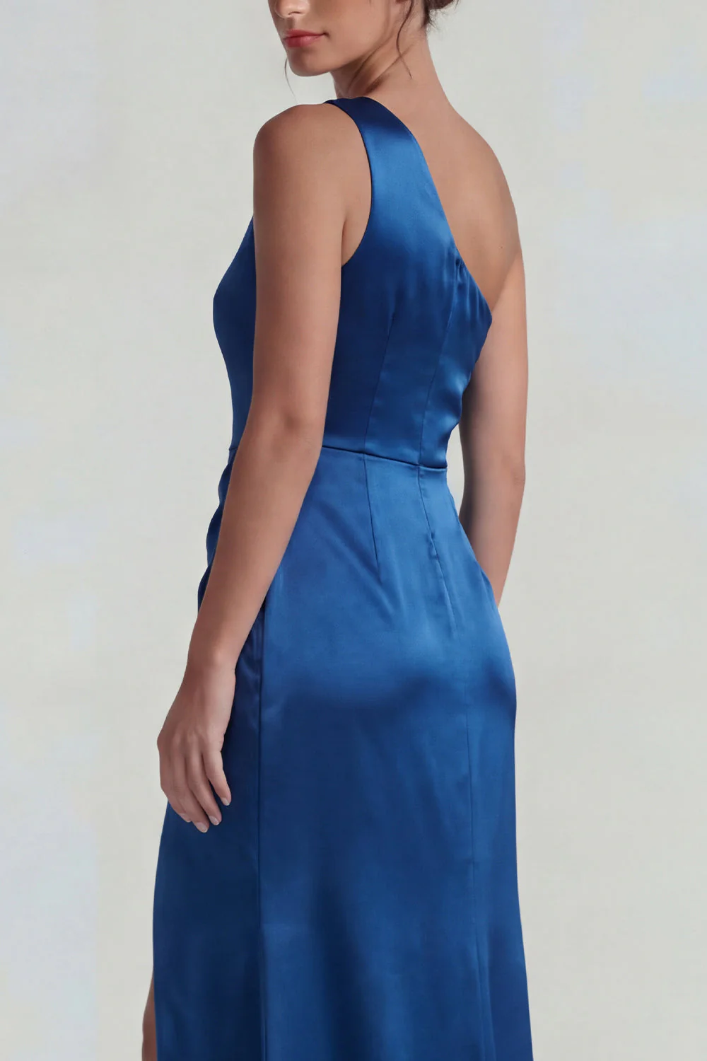 One Shoulder Dark Blue Satin Ruched Sheath Long Evening Dress with Slit - Image 4