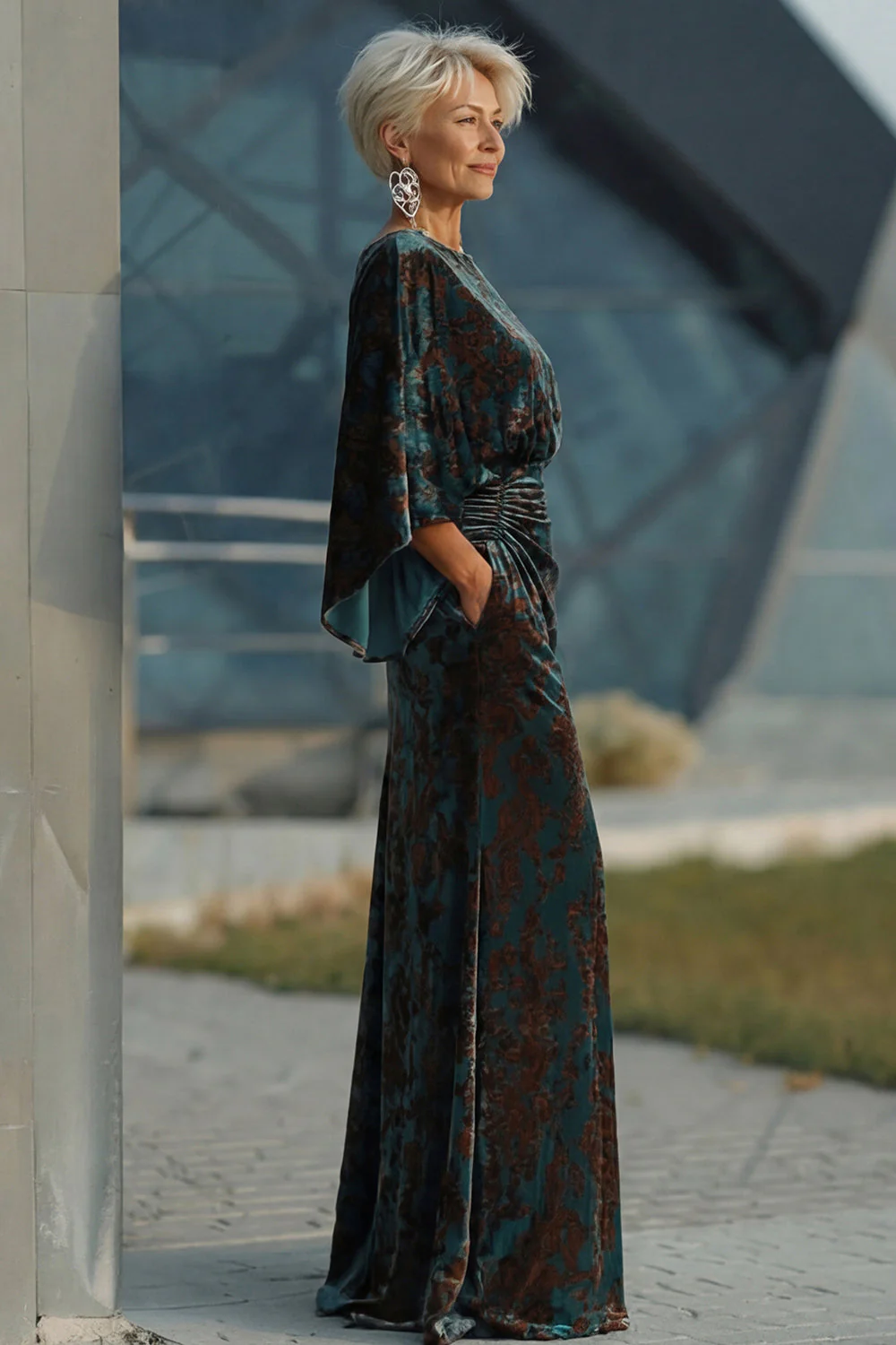 Dark Green Sheath Flared Sleeves Ruched Mother of the Bride Dress with Pockets - Image 3
