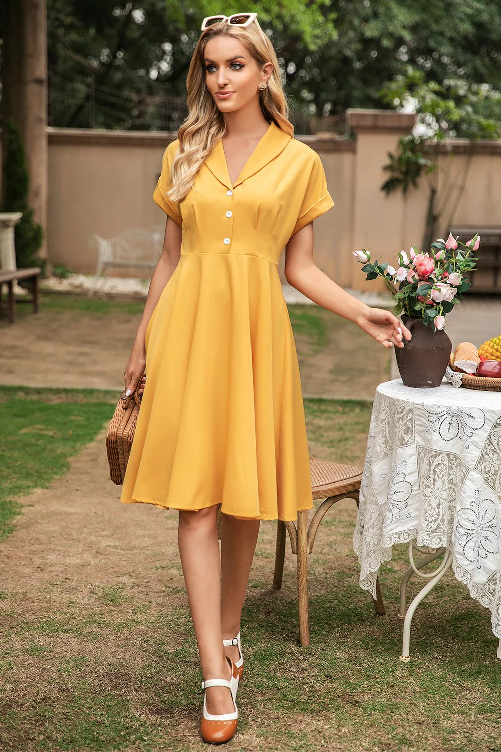 Elegant Yellow V Neck Vintage Dress - Image 4