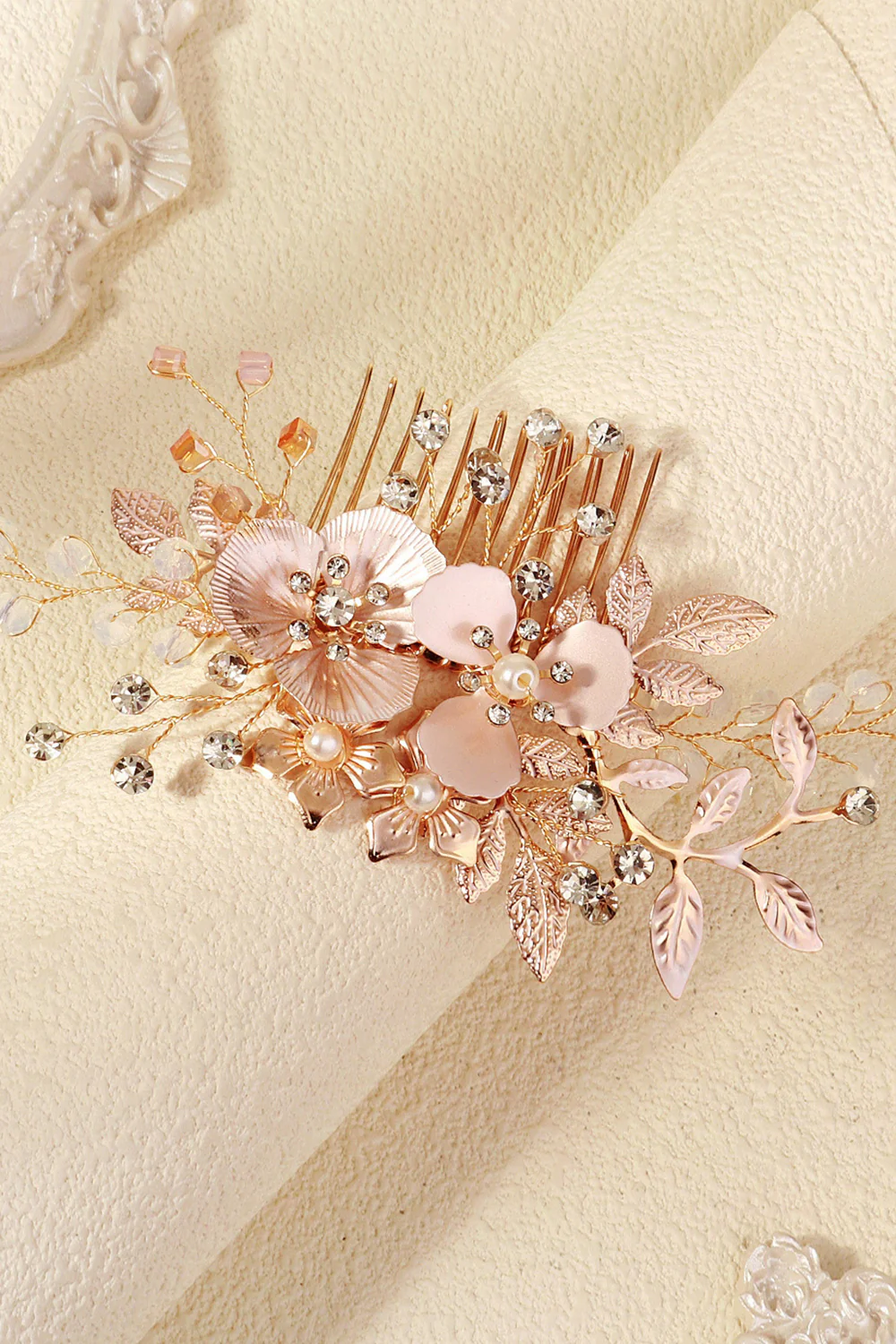 Flower Crystal Pearl Rhinestone Wedding Hair Clip - Image 3