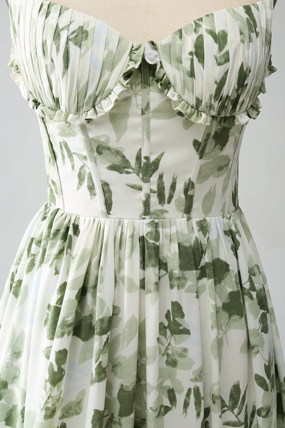 Green A-Line Spaghetti Straps Printed Pleated Long Prom Dress With Slit - Image 9