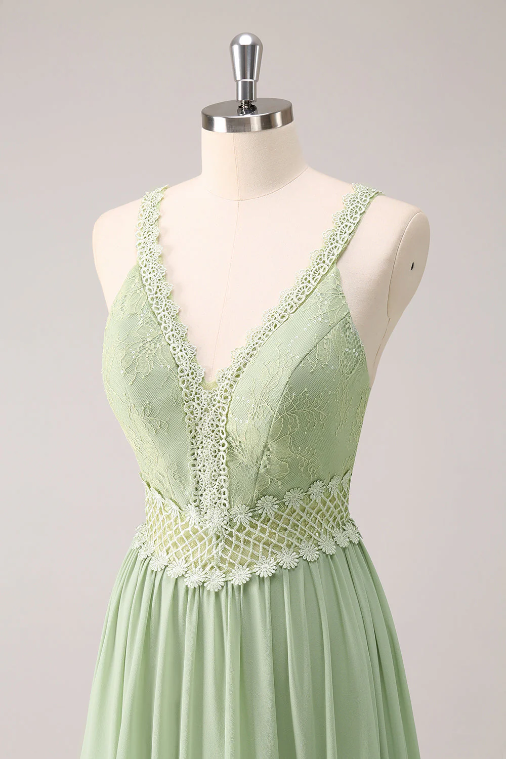 Green Ruffled Floral Bridesmaid Dress with Lace - Image 8