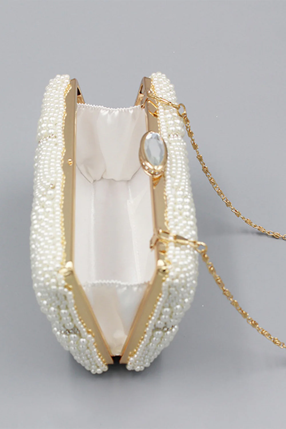Ivory Beaded Pearls Party Clutch - Image 3