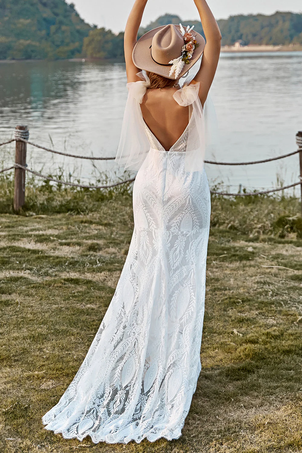 Ivory Mermaid Lace Sweep Train Boho Wedding Dress With Bowknots - Image 7