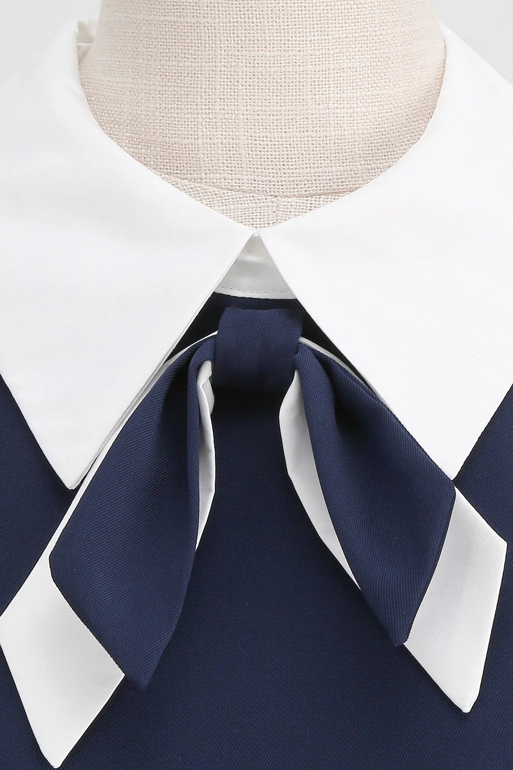 Jewel Neck Navy 1950s Dress with Bowknot - Image 5