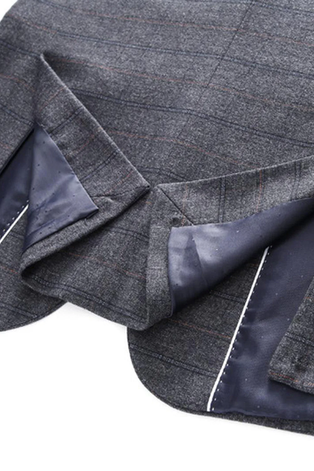 Men's Dark Blue Plaid Notched Lapel 3 Pieces Prom Suits - Image 18