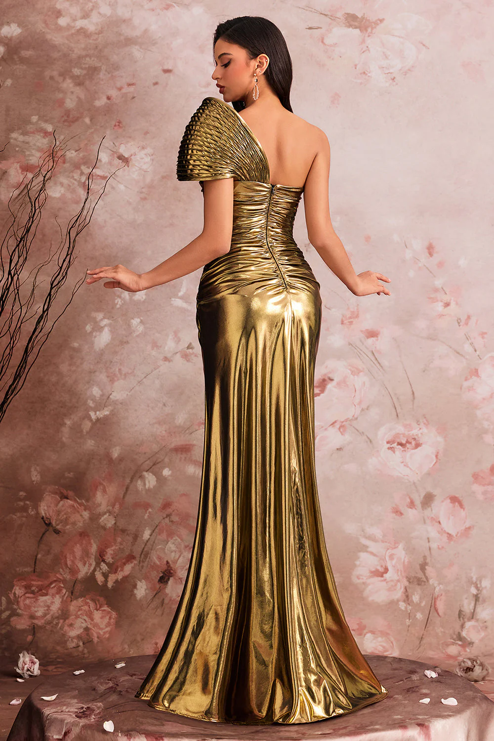 One Shoulder Golden Mermaid Pleated Prom Dress - Image 2