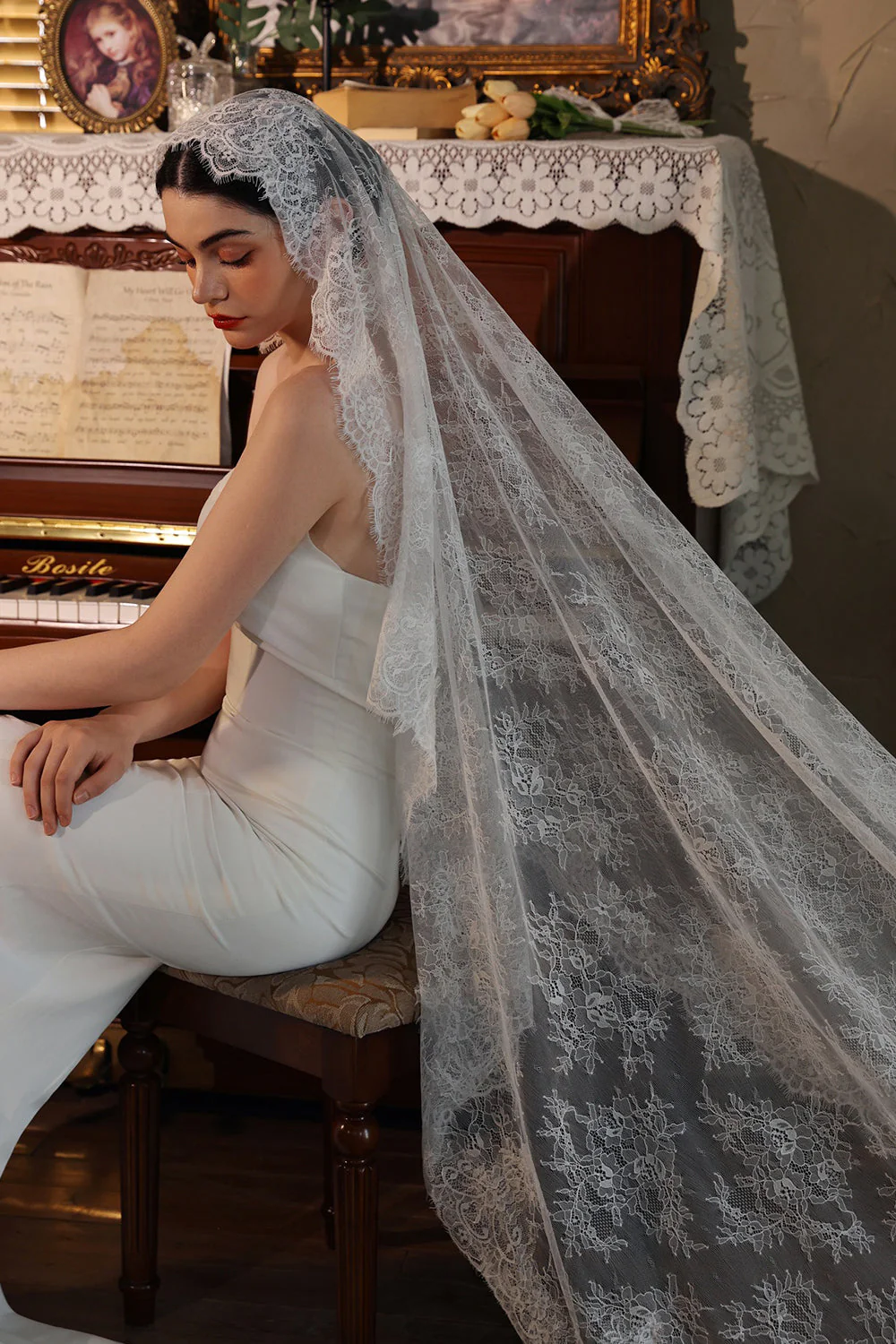 One Tier Ivory Long Lace Wedding Veil - Image 5