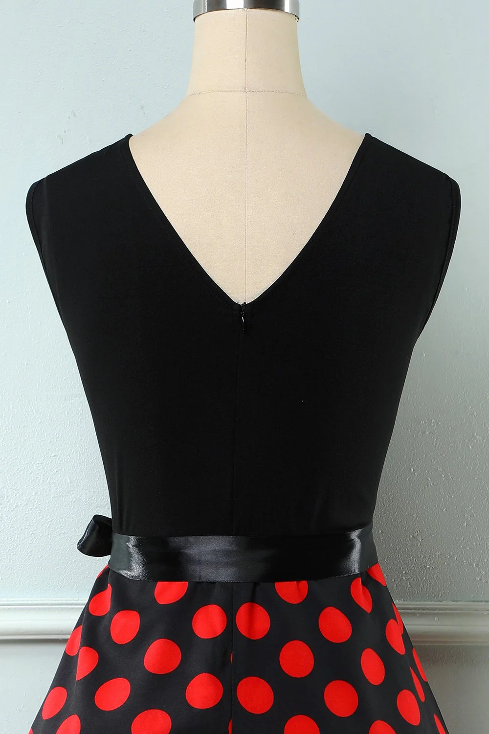 Red Dots Vintage 1950s Dress - Image 4