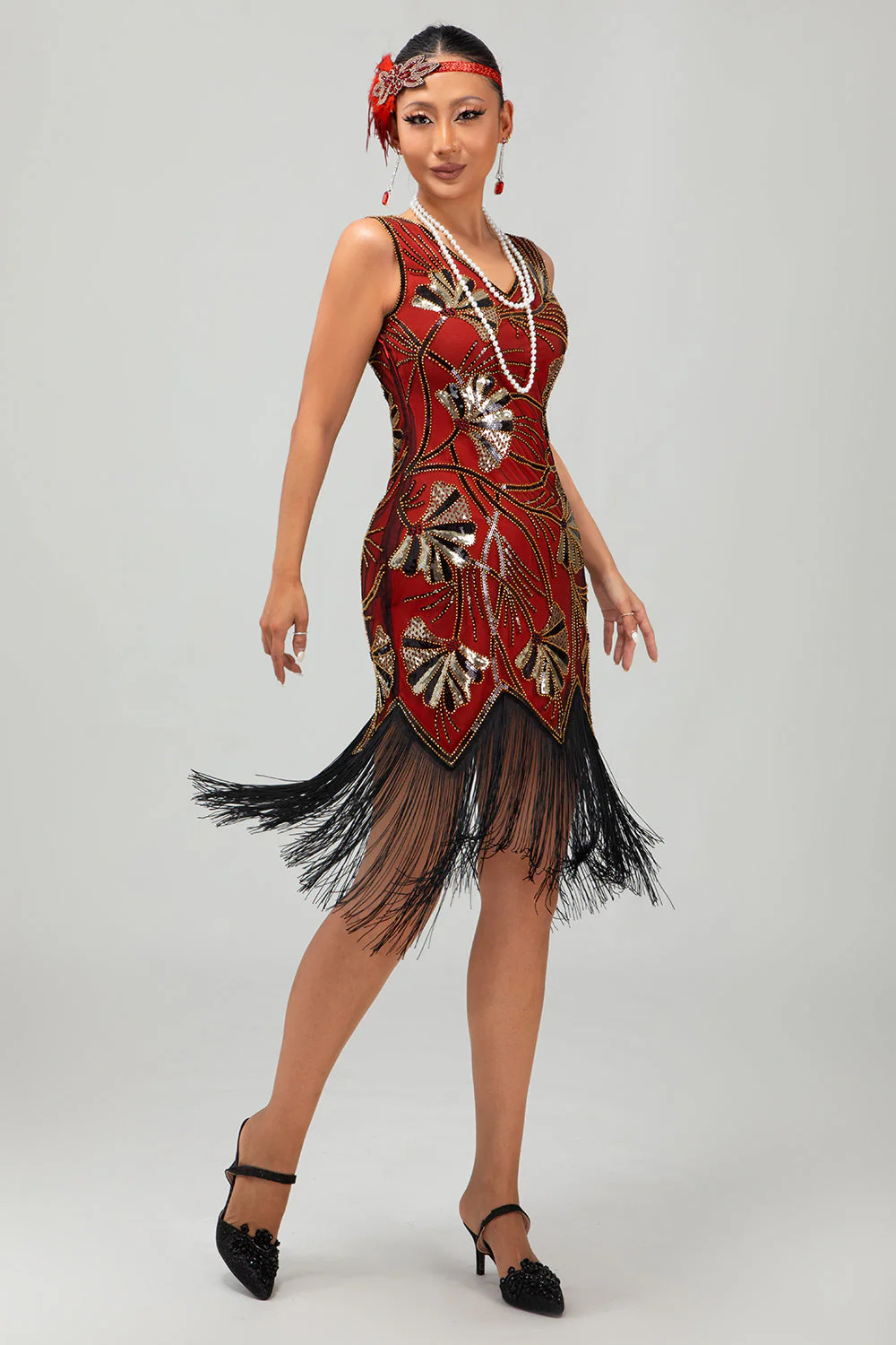 Red Golden Sequin 1920s V Neck Bodycon Flapper Dress with Tassles - Image 3