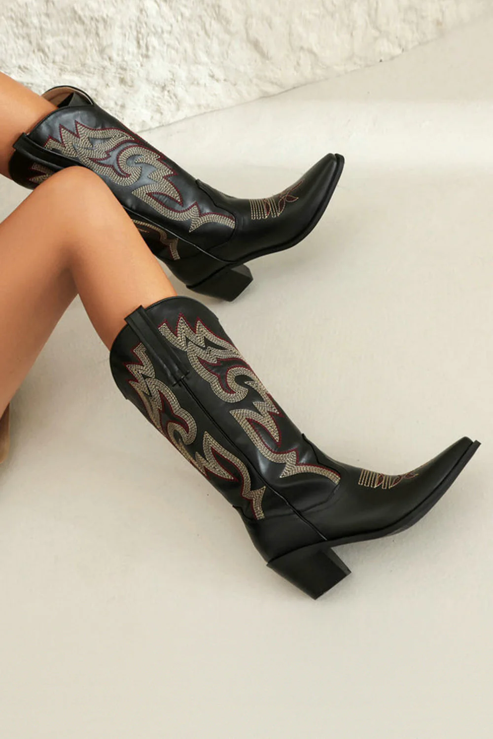 Retro Black Pointed Toe Chunky Heel Mid Calf Cowgirl Boots - Image 3