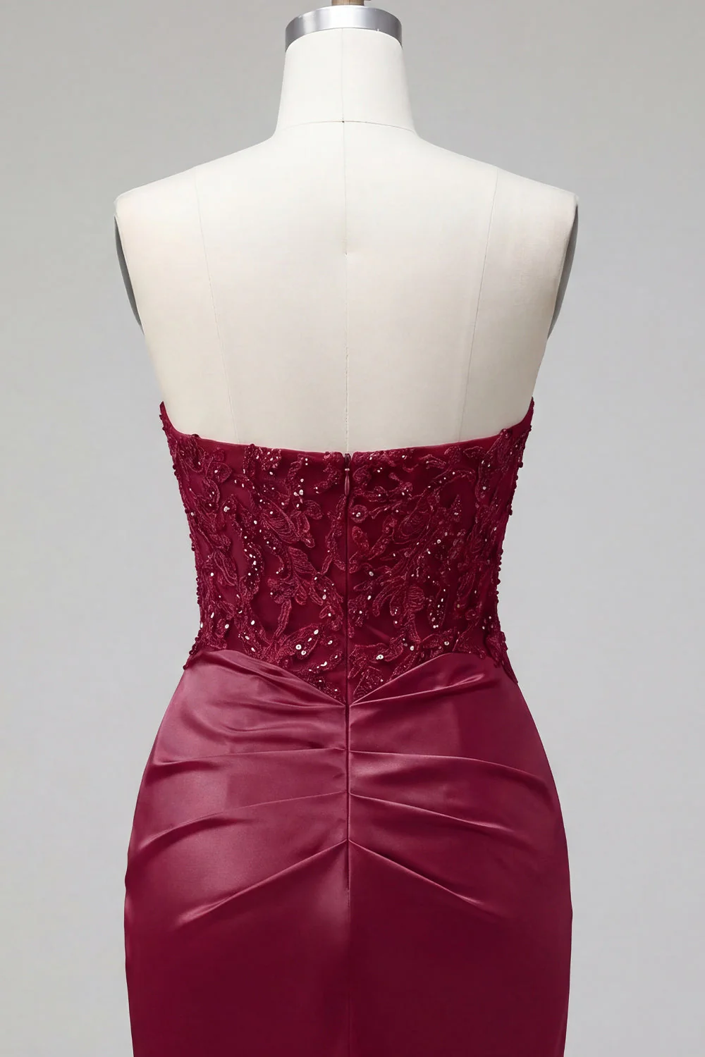 Burgundy Sweetheart Ruched Bodycon Satin Mini Cocktail Dress with Sequins - Image 6