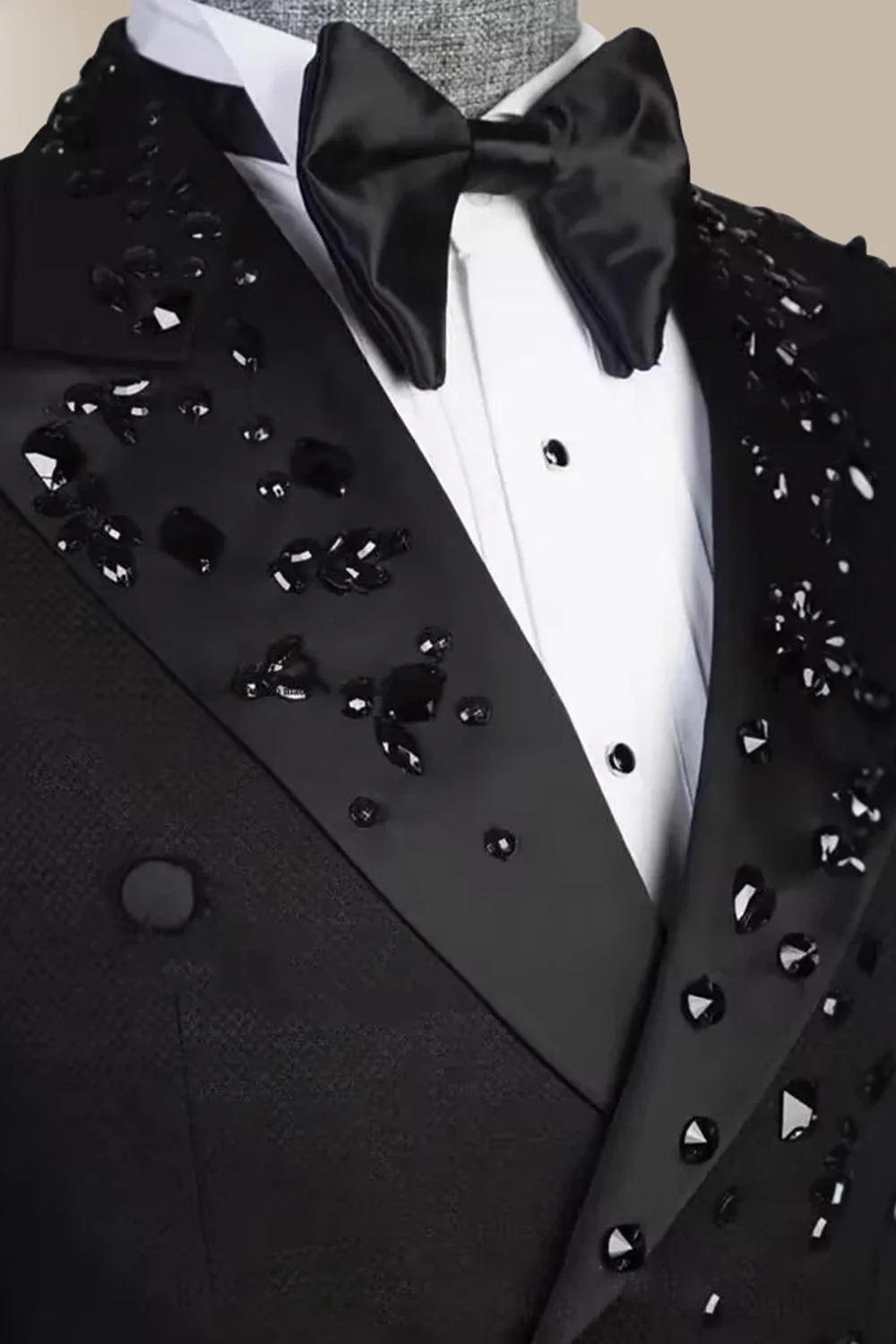 Sparkly Black Beaded Peaked Lapel Double Breasted 2-piece Men's Prom Suits - Image 5