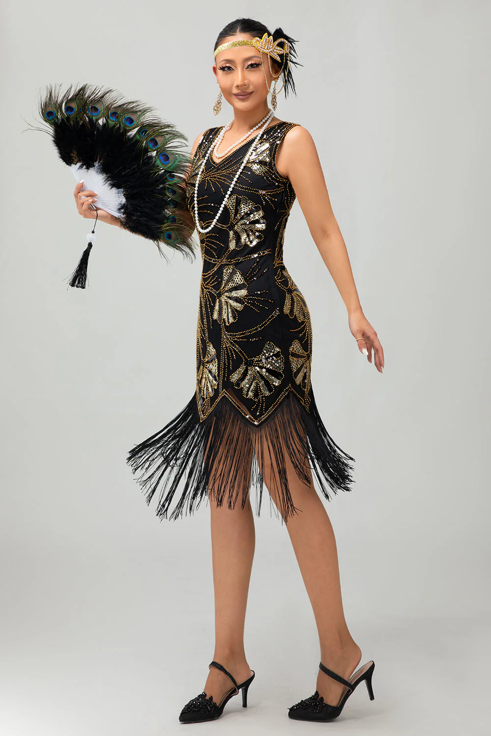 Sparkly Black Golden Fringed 1920s Dress - Image 8