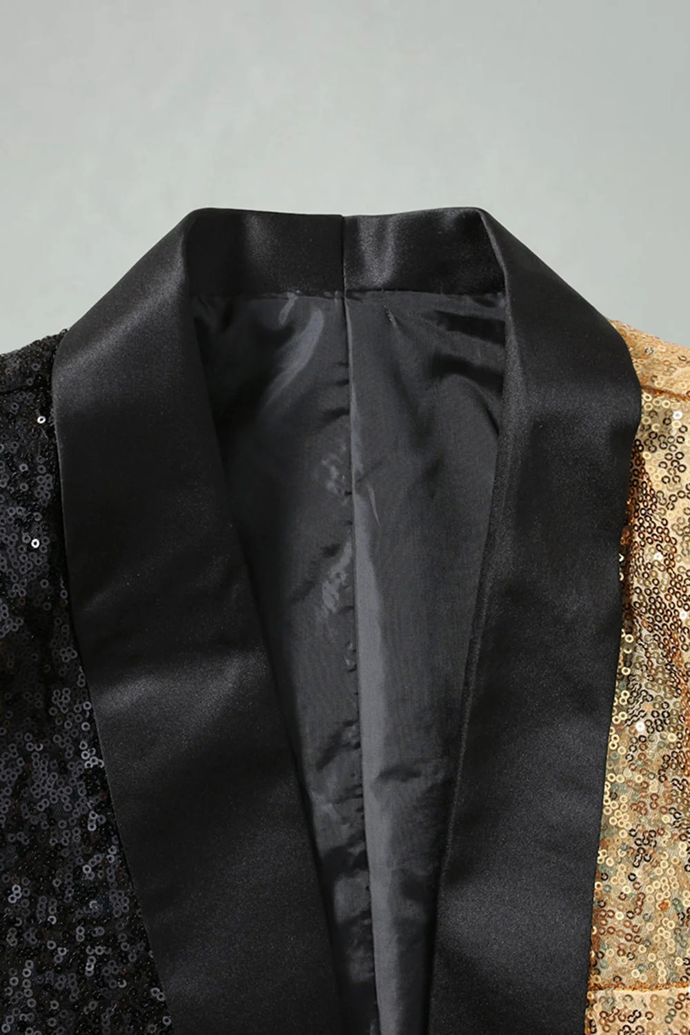 Sparkly Black Golden Shawl Lapel Single Buckle Men's Prom Blazer - Image 4
